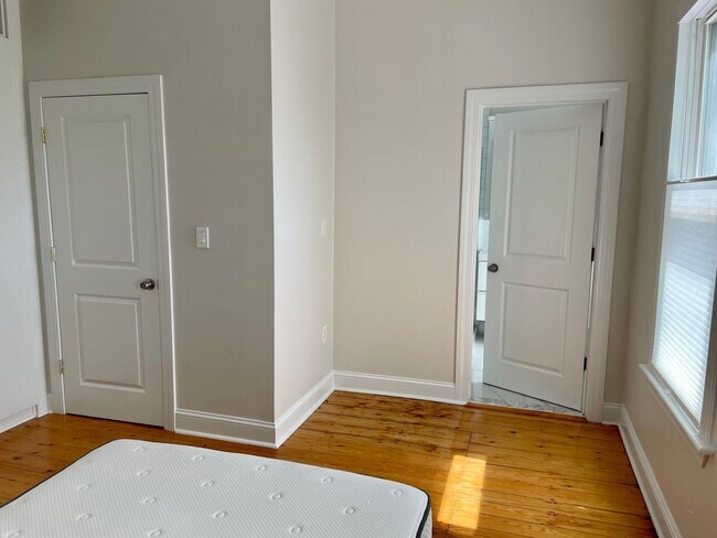 Foto del edificio - Beautiful 2 bed in South Boston available 9/1/26