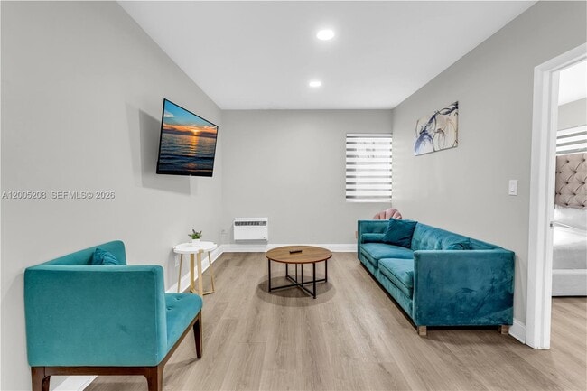 Foto del edificio - 10006 E Bay Harbor Dr