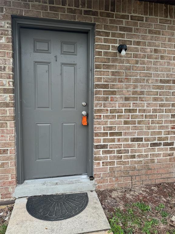 Building Photo - 1193 Bentley Rd