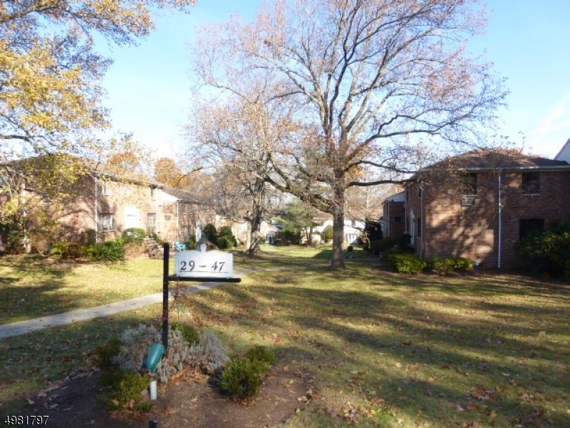 Primary Photo - 39B Troy Dr