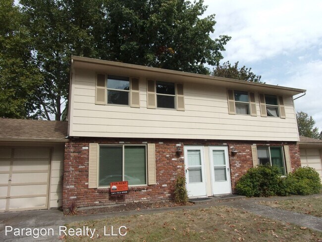 Foto del edificio - 1585-1595 NW Tyler Ave