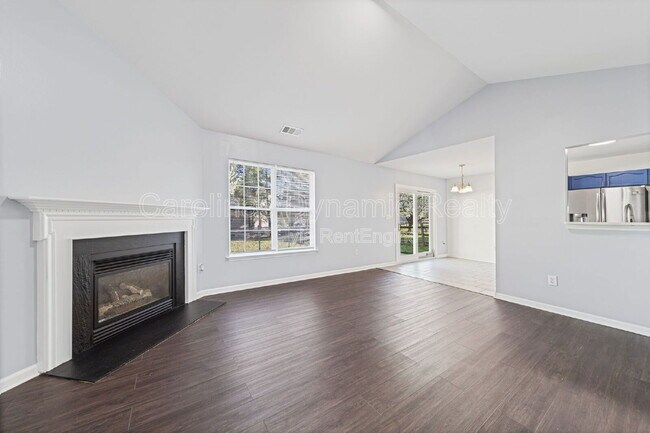 Building Photo - 2300 Genesis Dr