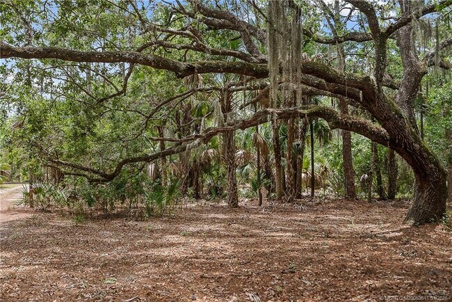 Foto del edificio - 11511 SW Citrus Blvd S