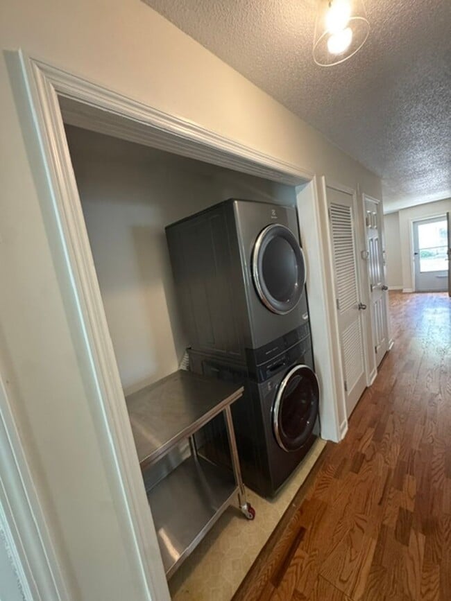 Photo - 180 SE Villas Ct C House