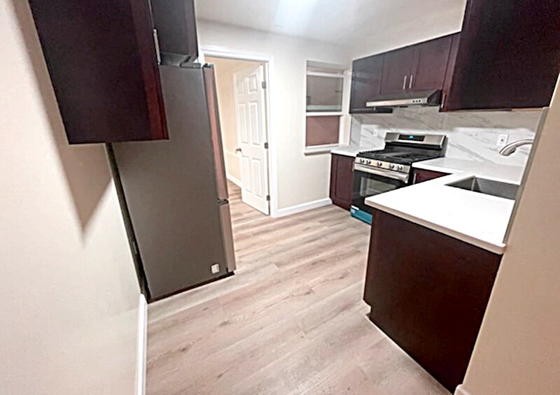 682 Templeton Ave, Daly City, CA 94014 Room for Rent in Daly City, CA