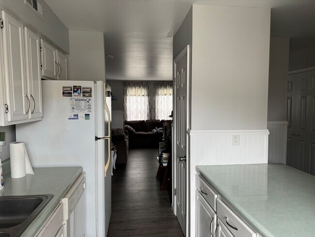 Foto del edificio - 7203 Bunting Rd