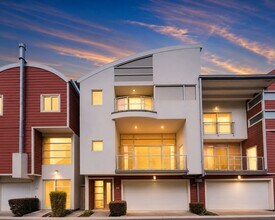 Building Photo - 6014 Fairdale Ln