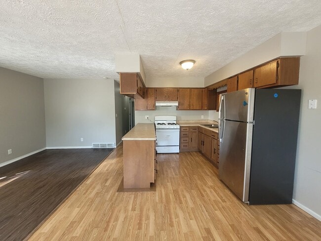 Foto del edificio - 612 N Washington St