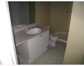 Building Photo - 828 Grand Regency Pointe