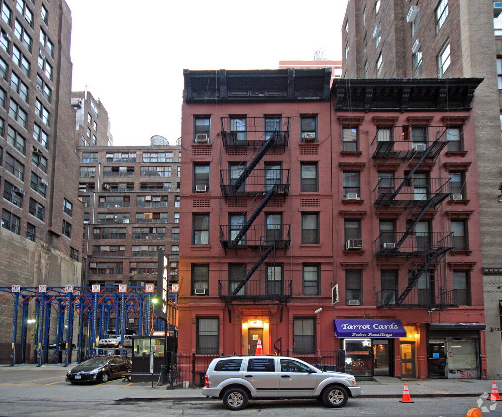 Primary Photo - 332 W 37th St