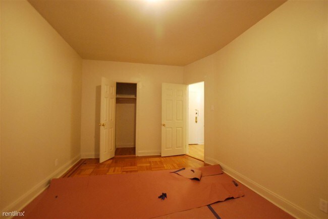 Building Photo - 307 Sterling St