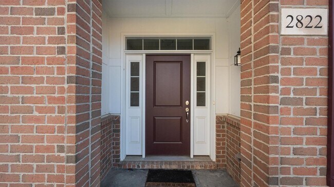 Building Photo - 2822 Purley Ave