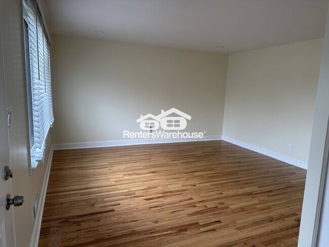 Foto del edificio - 3316 Wild Cherry Rd