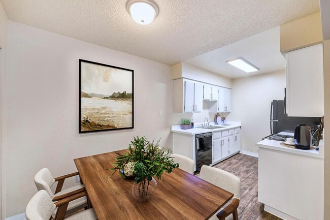 Interior Photo - Vantage Point