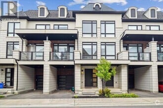 Building Photo - 43 Globemaster Ln