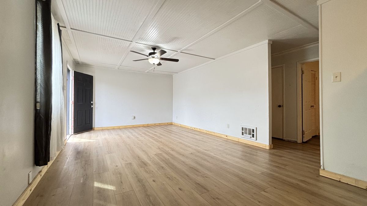 Foto principal - 147 Mary Lee Dr