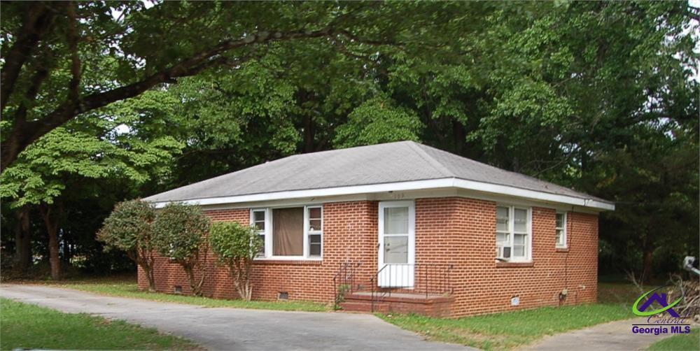 Primary Photo - 109 Holly St