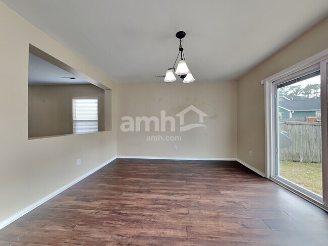 Foto del edificio - 8859 Arbor Glen Dr