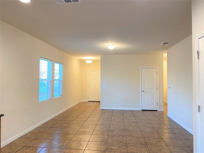 Building Photo - 13020 Tarland St