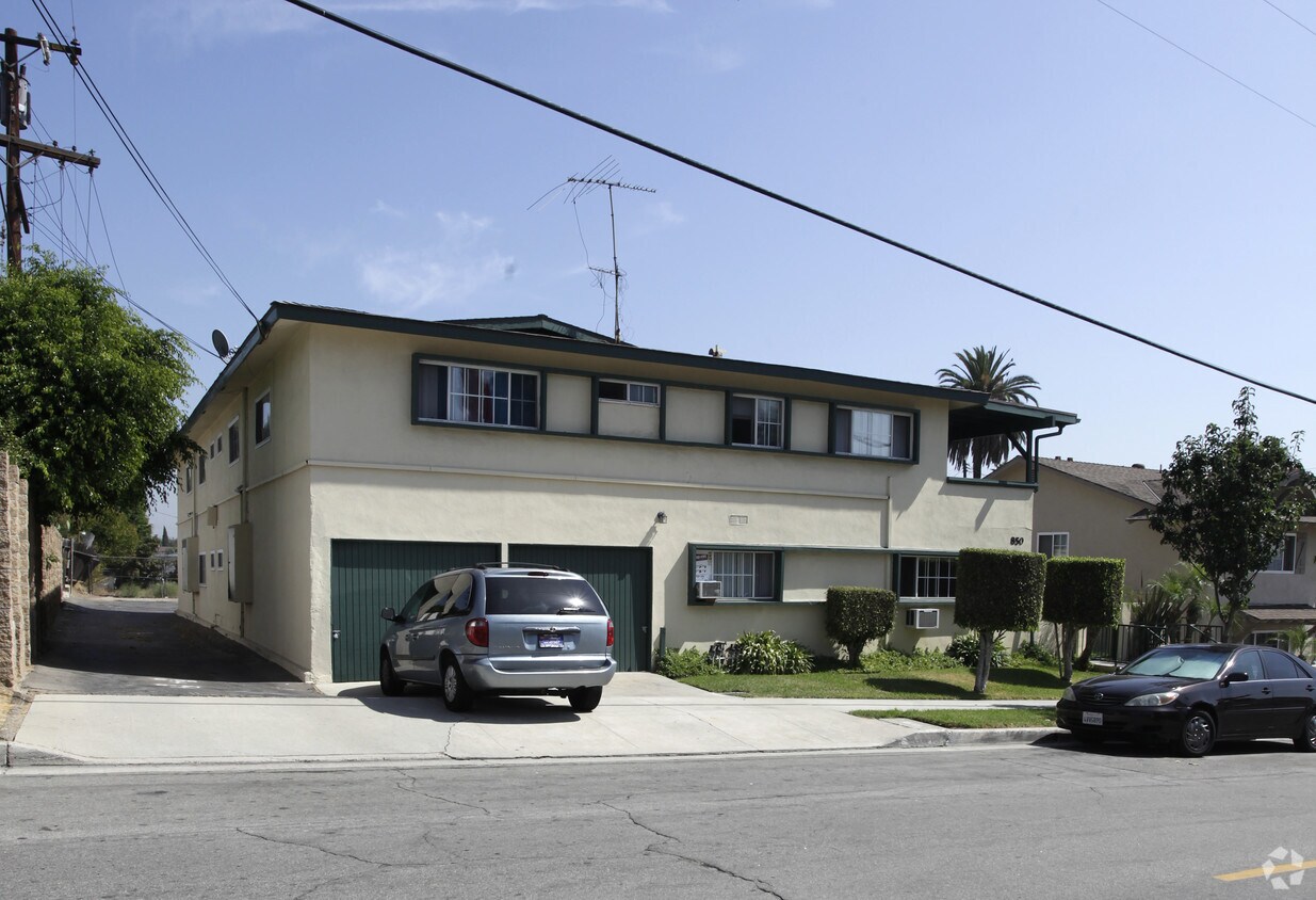 Building Photo - 850 N Euclid St