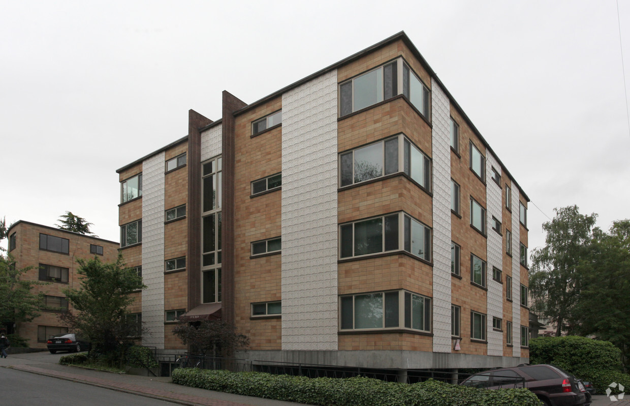 Foto principal - 707 Roy Apartments