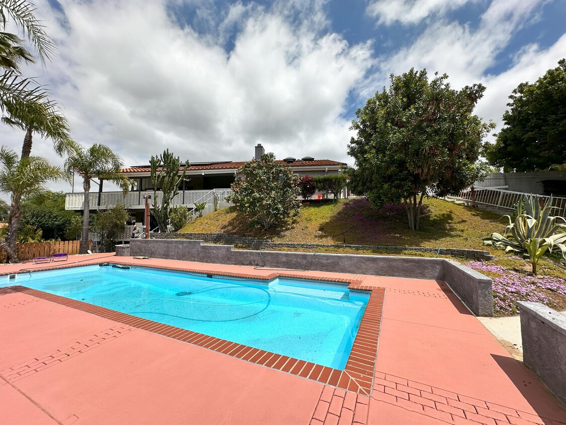 Foto principal - 13316 Avenida La Valencia