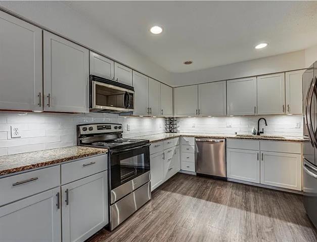 Foto del edificio - 2722 Knight St
