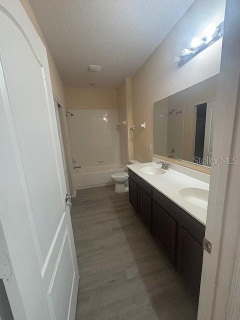 Foto del edificio - 1419 Pacific Rd