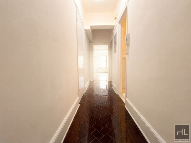 Building Photo - West 73rd Street