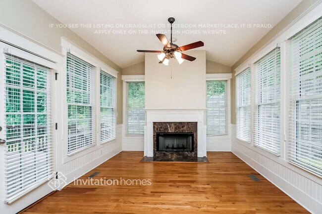 Foto del edificio - 591 Vinings Springs Dr SE