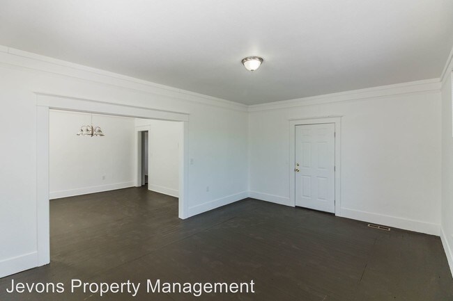 Foto del edificio - 4 br, 2 bath House - 214 N 8th St