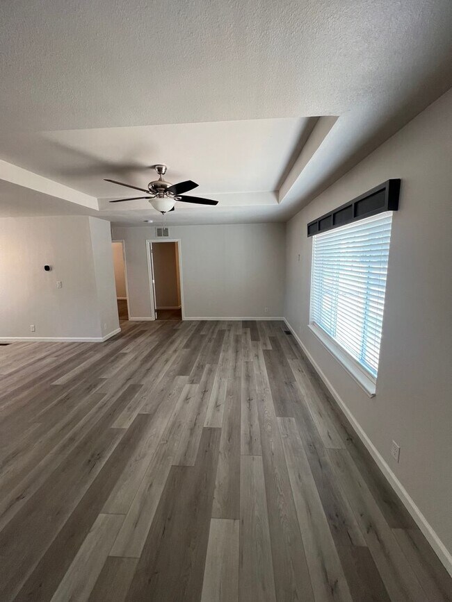 Building Photo - Paradise Home for rent, Great Location, 3 ...