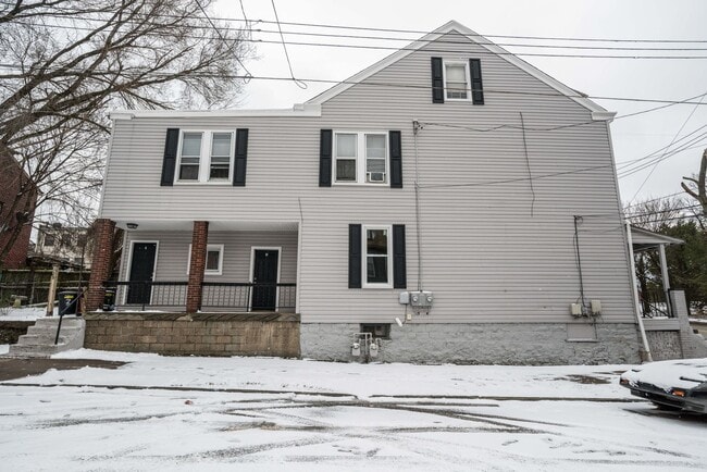 Building Photo - 120 N Mathilda St