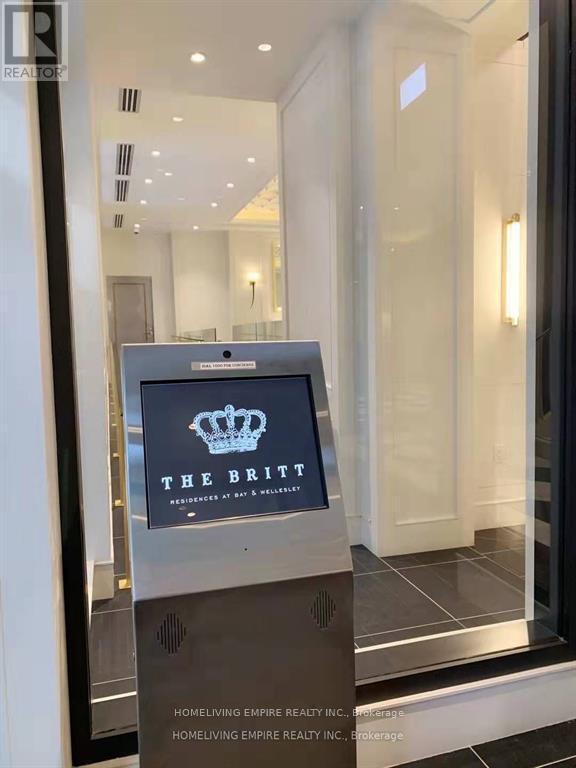 Photo du bâtiment - 955 Bay St.