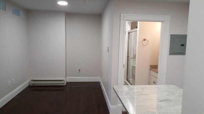Foto del edificio - 91 Westland Ave