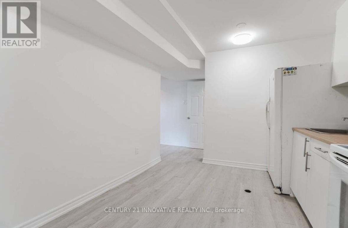 Building Photo - 402 Brimorton Dr