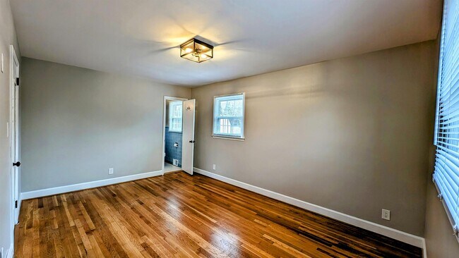 Foto del edificio - 730 Blackwood Ave