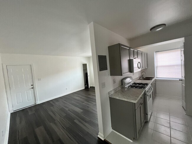 Foto del edificio - 1120 46th St NE