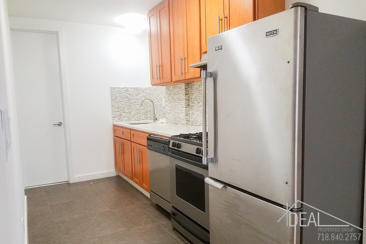 Foto principal - 134 17th St