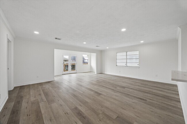 Foto del edificio - 1079 Redfish St