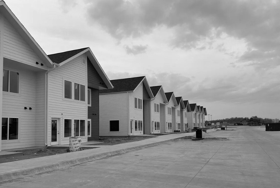 Foxtail Meadows Apartments in Lincoln, NE