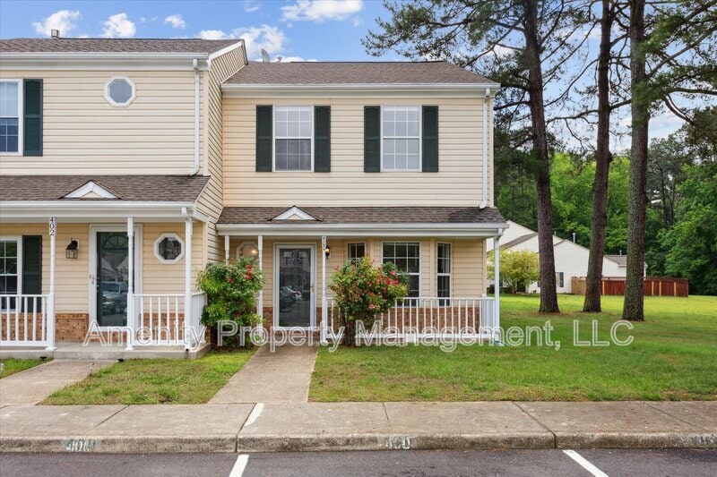 Primary Photo - 400 Monument Ct