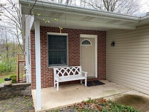 Building Photo - 661 Benjamin Ct