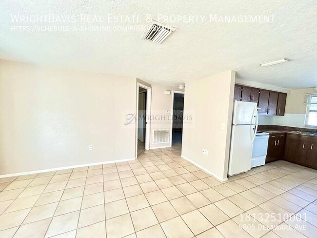 Foto del edificio - 5805 Delaware Ave