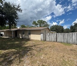 Building Photo - 5706 E 30th Ave