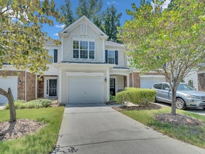 Building Photo - 7130 Racine Way