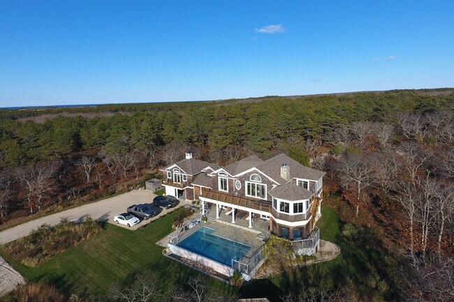 Building Photo - 90 Napeague Harbor Rd