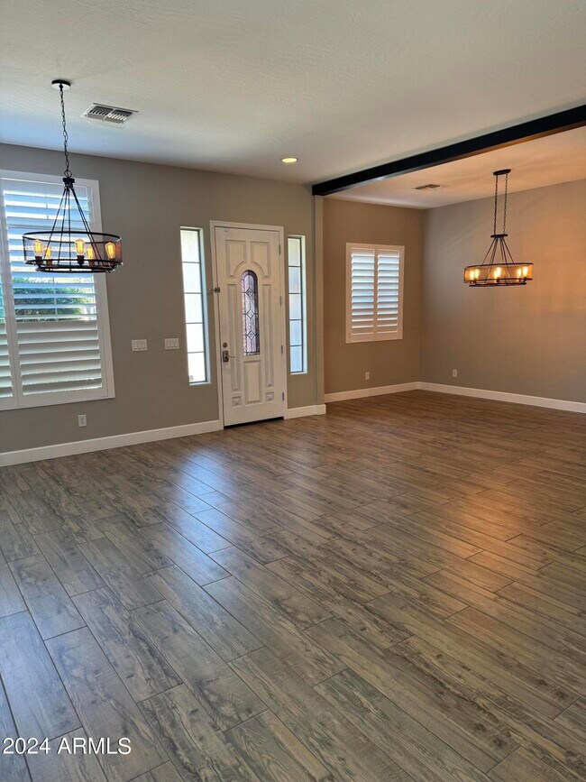 Foto del edificio - 33511 N 25th Dr