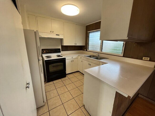 Foto del edificio - 99-228-228 Aiea Heights Dr