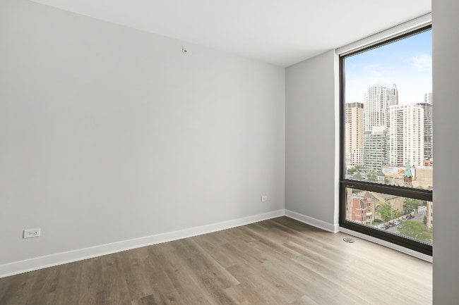 Foto del edificio - 745 W Adams St